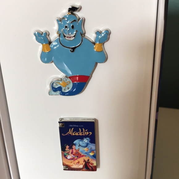 Authentic Disney Aladdin Pin Set in Box. NWOT. - Picture 9 of 16